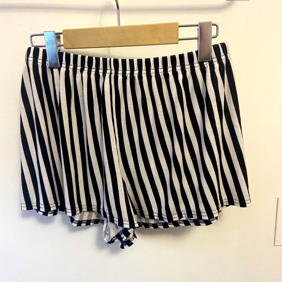 Fuck off I’m sleeping pj set - Picture 6 of 7